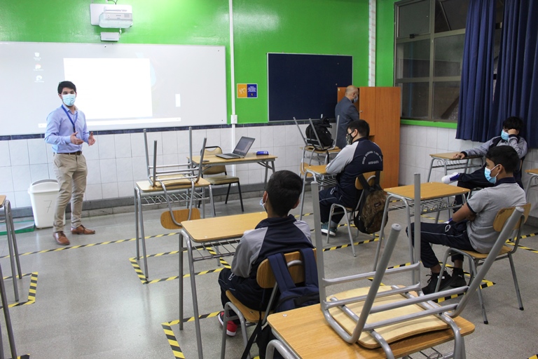 Primer Día de Clases bajo Modalidad Mixta 2 copia