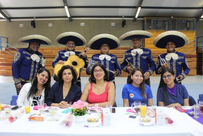 Comunidad Educativa Pastoral conmemora Día Internacional de la Mujer