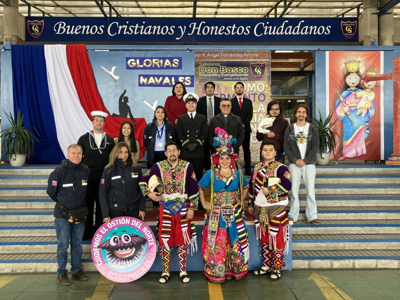 Colegio rinde homenaje a las Glorias Navales