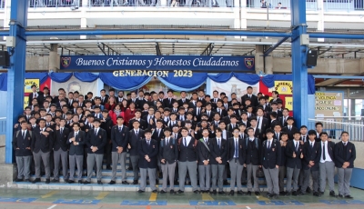 Con la presentación del 4°medio E, la generación 2023 comienza a despedirse realizando el último Buenos Días de su etapa escolar