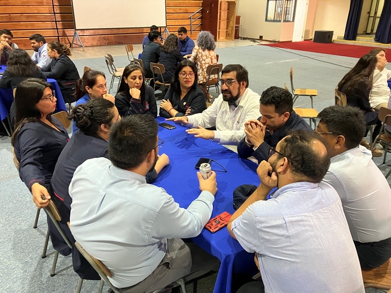 Maestros, maestras y estudiantes realizaron exitosa jornada de reflexión acerca de interesantes temas de convivencia escolar