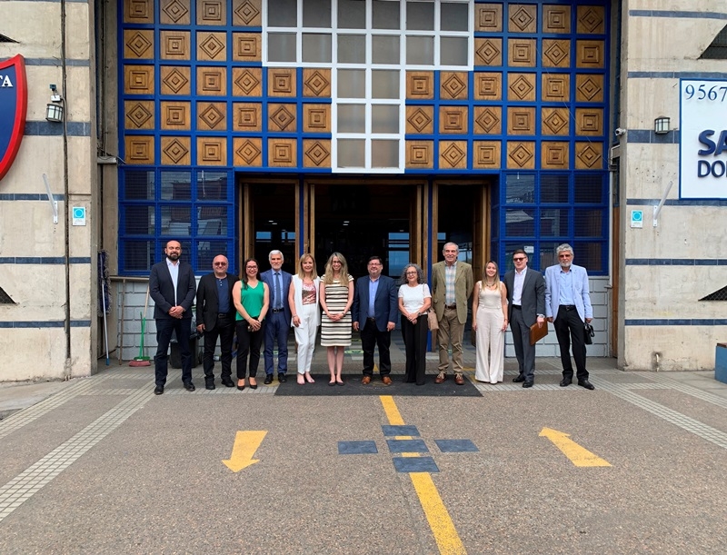 Embajadora de Estados Unidos en Chile elogia innovación y equidad en el Colegio Técnico Industrial Don Bosco Antofagasta durante su visita por el programa SelectUSA