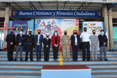 Homenaje a las Glorias Navales