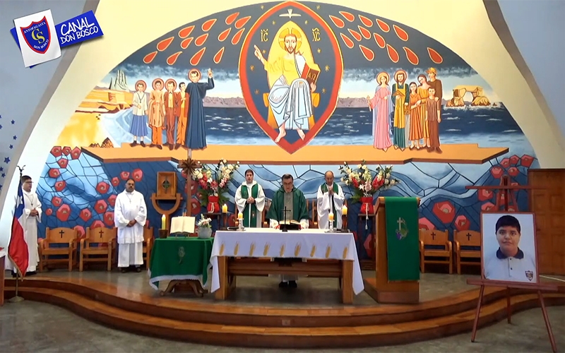 Comunidad del Colegio Técnico Industrial Don Bosco Antofagasta celebró eucaristía de domingo 22° durante el año recordándonos que seguir a Jesús implica siempre un sacrificio